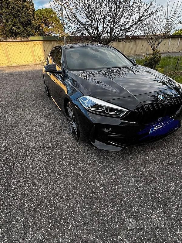 Usata BMW 116 M Sport 116 CV (85 kW) 2021 Nero Utilitaria