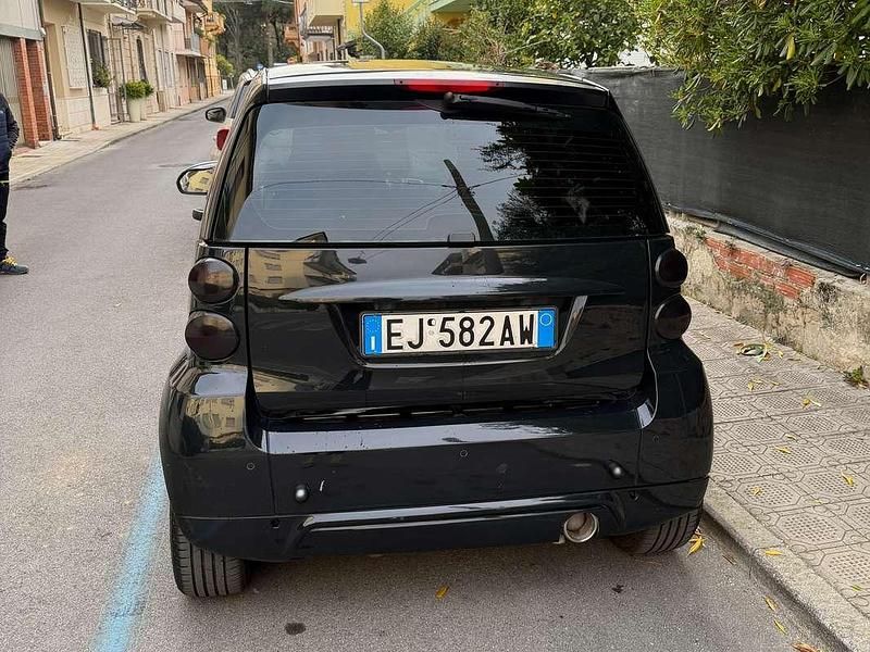Usata Smart ForTwo Cabrio Passion 84 CV (61 kW) 2011 Nero Cabrio
