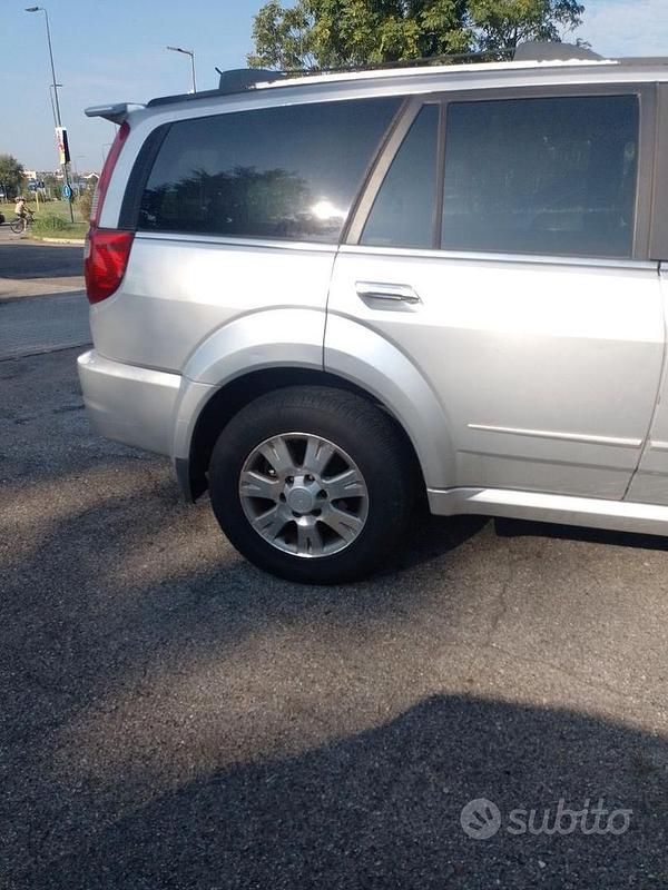 Usata Great Wall H3 126 CV (92 kW) 2010 Grigio SUV
