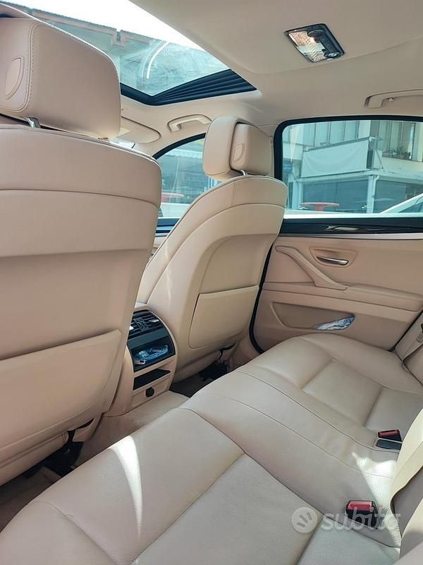 Usata BMW 530 245 CV (180 kW) 2010 Nero Berlina