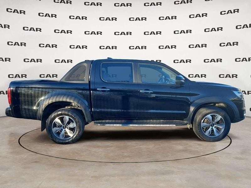 Usata EVO Cross 4 136 CV (100 kW) 2024 Nero Pick-up