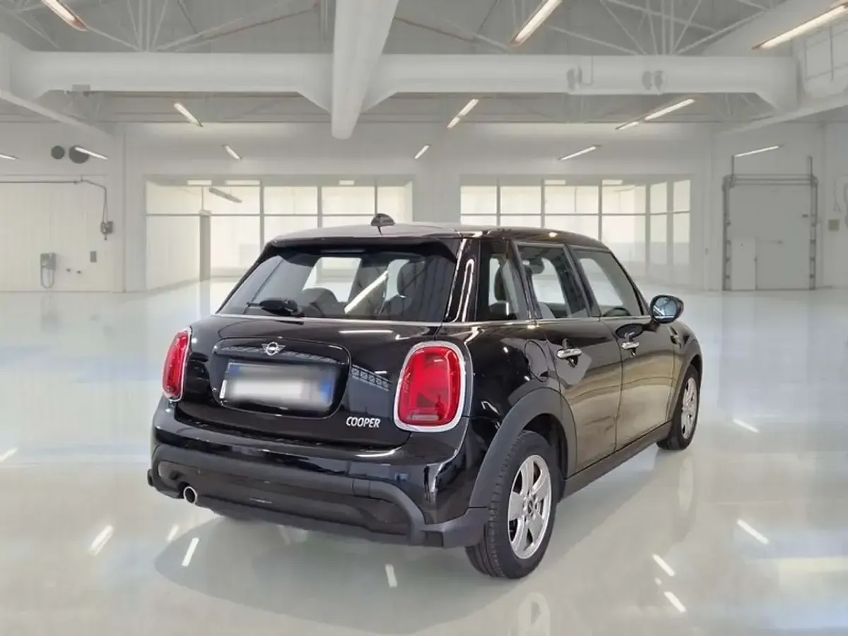 Usata Mini Cooper 136 CV (100 kW) 2022 Nero Utilitaria