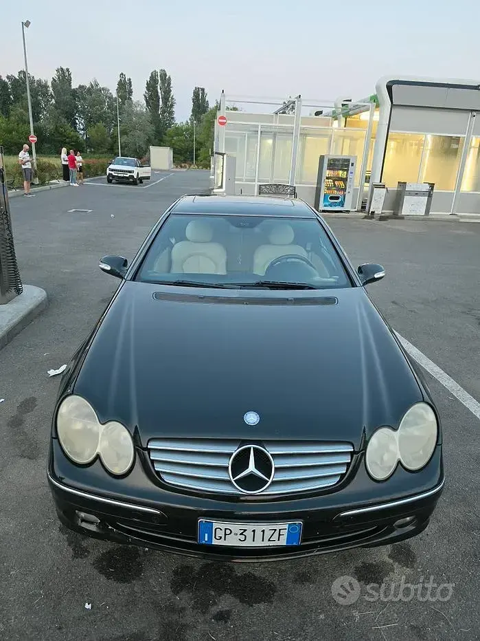 Usata Mercedes CLK200 184 CV (135 kW) 2023 Nero Coupé