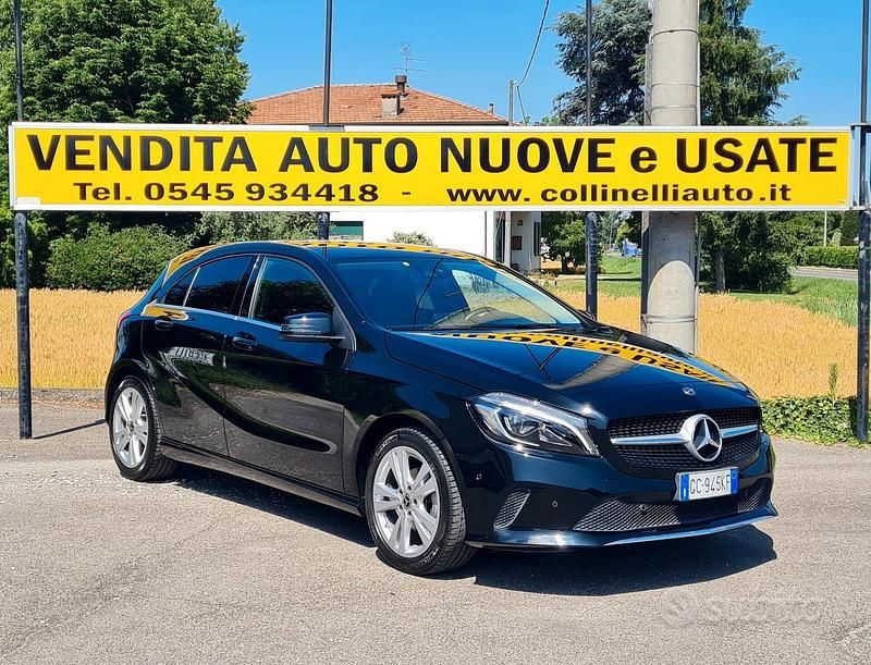 Nero Usata 2018 Mercedes A180 Tre volumi | 18.900 € (Buon prezzo) - Immagine 1/4