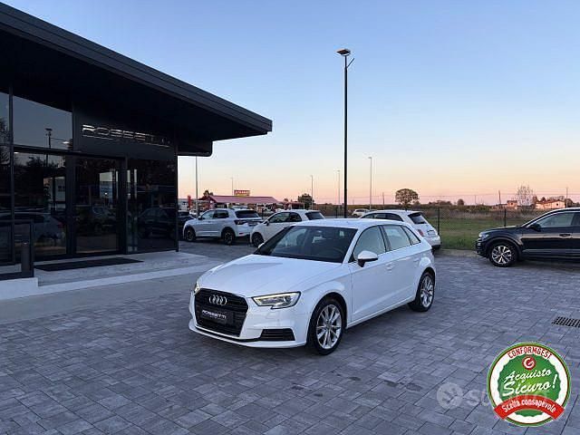 Usata Audi A3 116 CV (85 kW) 2019 Bianco Berlina