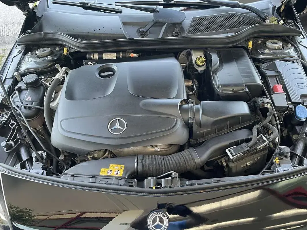 Usata Mercedes A180 Premium 122 CV (89 kW) 2019 Berlina