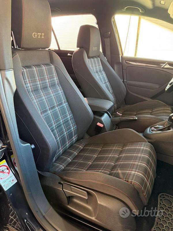 Usata VW Golf VI GTI 210 CV (154 kW) 2011 Nero Utilitaria