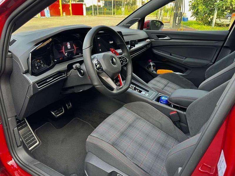 Usata VW Golf VIII GTI 245 CV (180 kW) 2022 Rosso Berlina