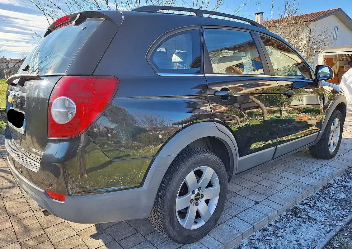 Usata Chevrolet Captiva LT 150 CV (110 kW) 2010 Nero SUV