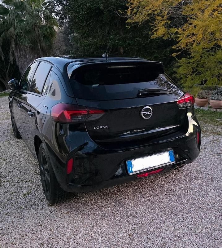Usata Opel Corsa GS Line 131 CV (96 kW) 2023 Nero Utilitaria