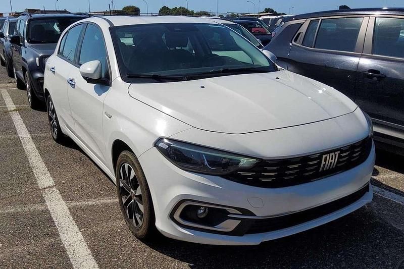 Usata Fiat Tipo City Life 101 CV (74 kW) 2023 Bianco Utilitaria