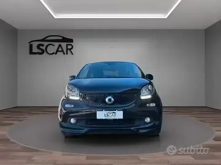 Usata Smart ForFour Passion 90 CV (66 kW) 2019 Nero Utilitaria