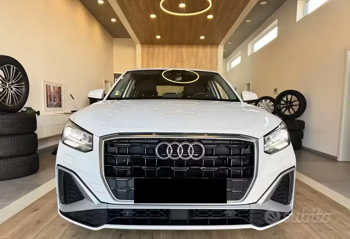 Usata Audi Q2 Premium 150 CV (110 kW) 2021 Bianco SUV