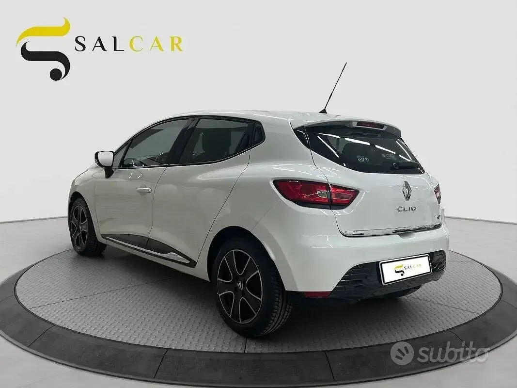 Usata Renault Clio IV 75 CV (55 kW) 2013 Bianco Berlina