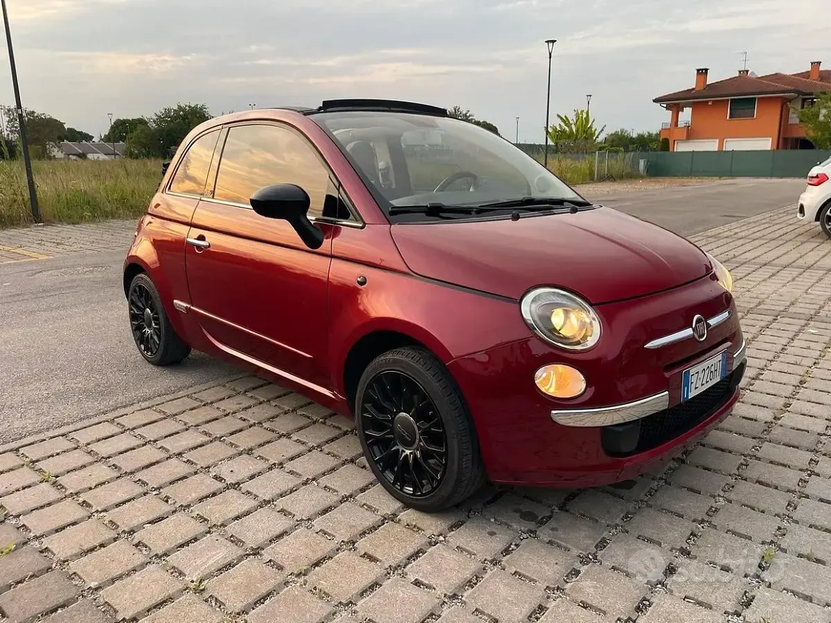 Usata Fiat 500C Lounge 69 CV (50 kW) 2015 Rosso Cabrio