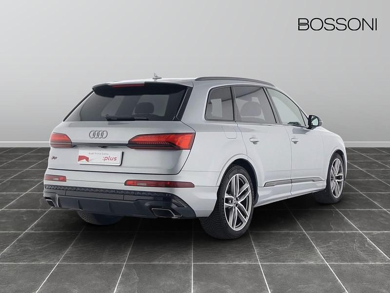 Usata Audi Q7 S-Line 286 CV (210 kW) 2024 Grigio SUV
