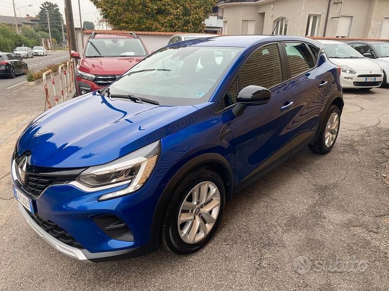 Blu Usata 2022 Renault Captur RS Line SUV | 13.500 € (Super prezzo) - Immagine 1/4