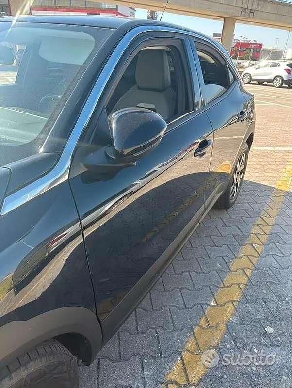 Usata Opel Mokka Elegance 101 CV (74 kW) 2022 Nero SUV