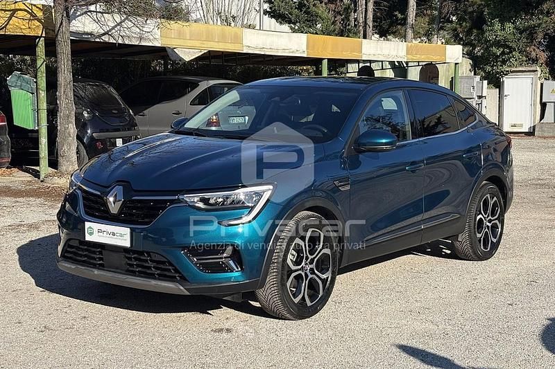 Usata Renault Arkana Intens 145 CV (106 kW) 2022 Blu SUV