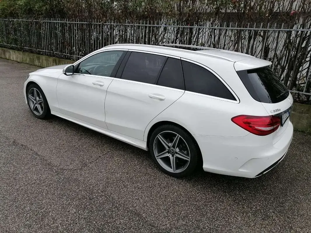 Usata Mercedes C220 Premium Plus 194 CV (142 kW) 2017 Station wagon