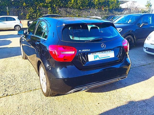 Usata Mercedes A200 136 CV (100 kW) 2017 Nero Berlina