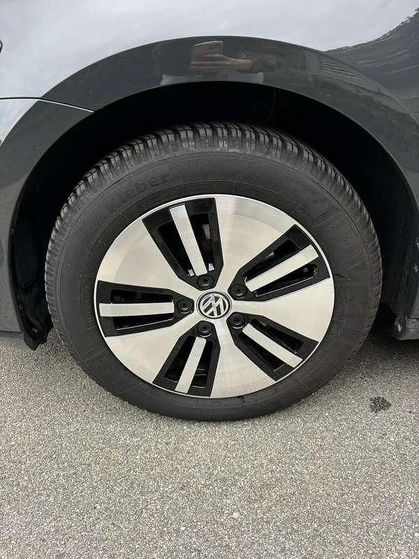 Usata VW Golf 100 kW (136 CV) 2021 Berlina