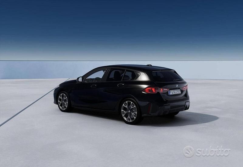 Nuova BMW 118 M Sport 150 CV (110 kW) 2025 Nero Utilitaria