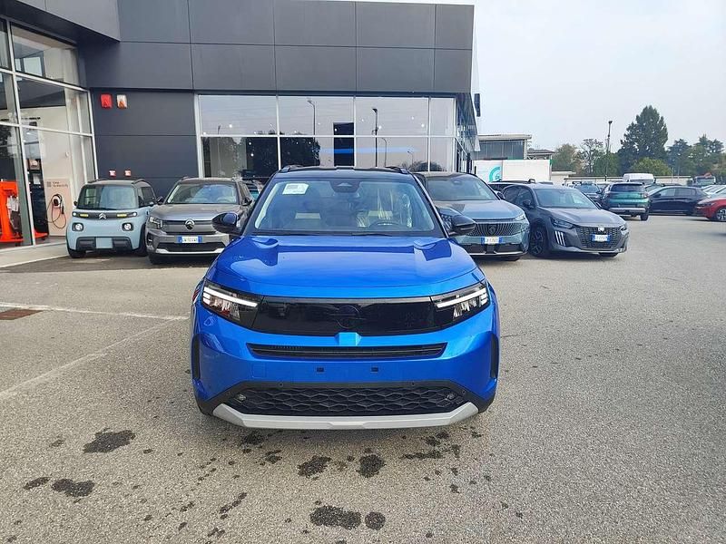 Nuova Opel Frontera 145 CV (106 kW) 2025 Effekt bluetetto nero SUV