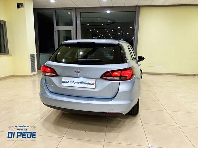 Usata Opel Astra Business Elegance 122 CV (89 kW) 2019 Argento Station wagon