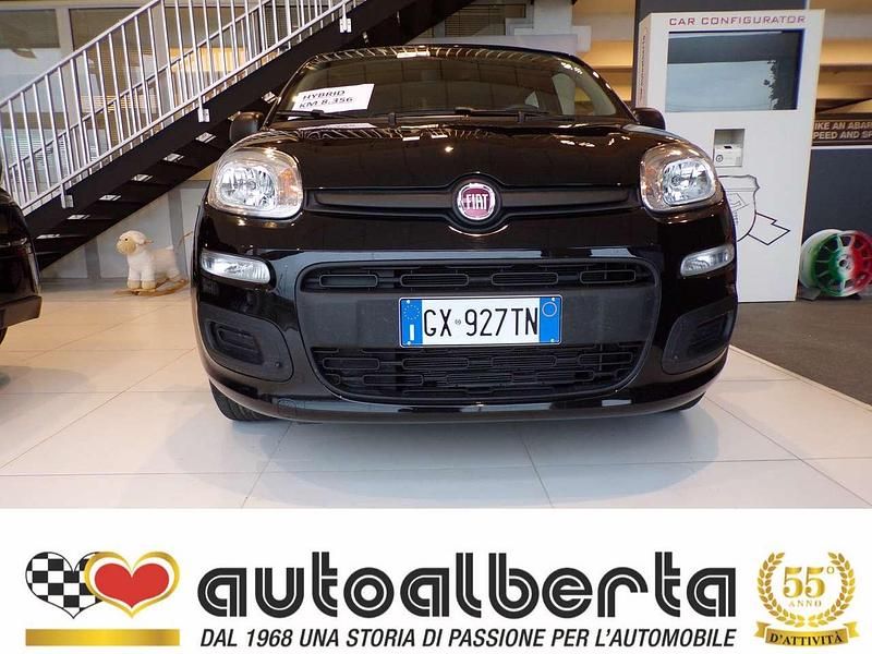 Usata Fiat Panda 69 CV (50 kW) 2025 Nero cinema pastello