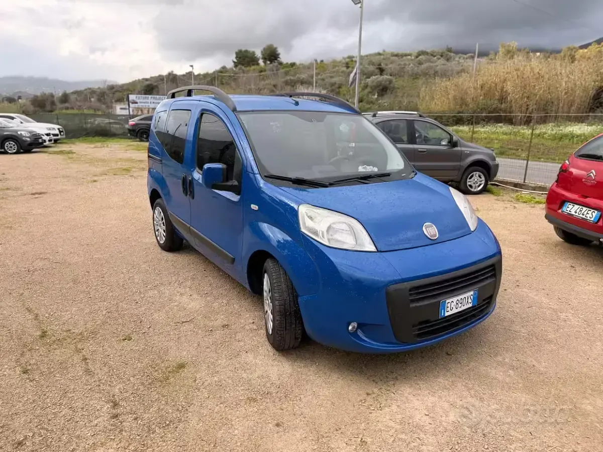 Usata Fiat Qubo Dynamic 75 CV (55 kW) 2011 Blu Monovolume