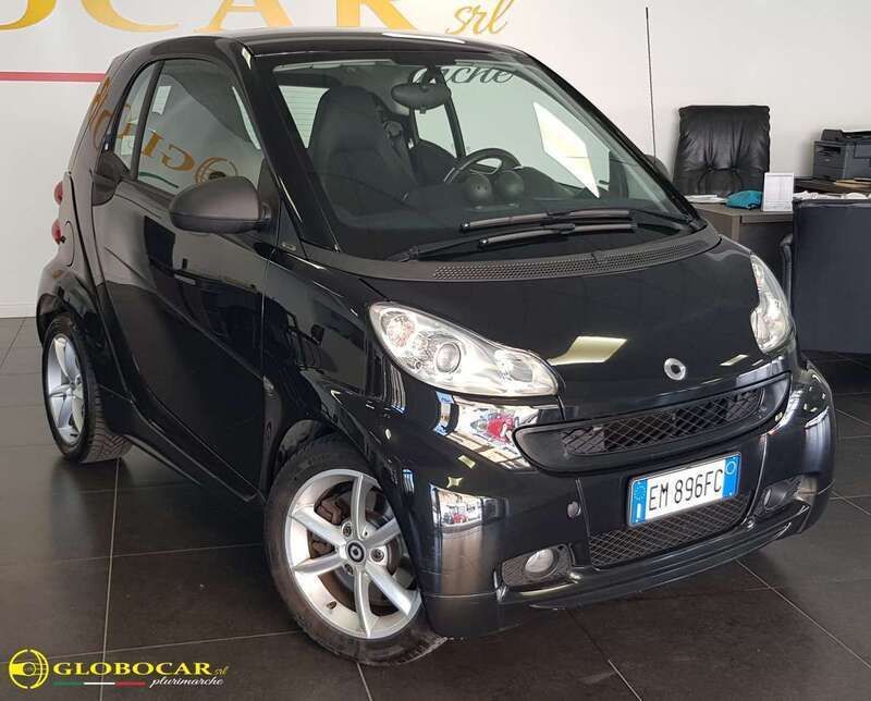 Nero Usata 2012 Smart ForTwo Coupé Pulse Due volumi | 6400 € (Buon prezzo) - Immagine 1/4