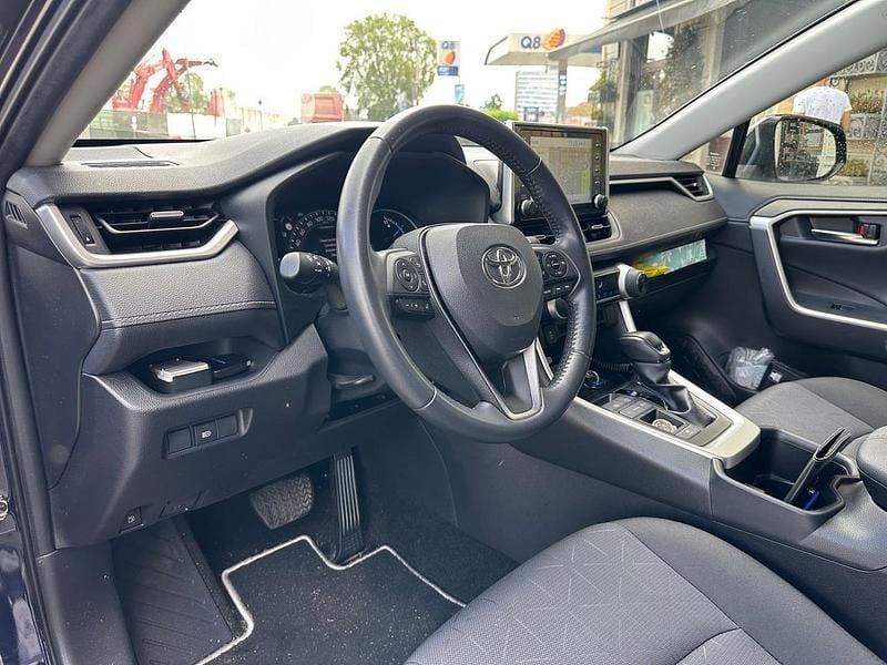 Usata Toyota RAV4 Hybrid Active 218 CV (160 kW) 2022 Blu SUV