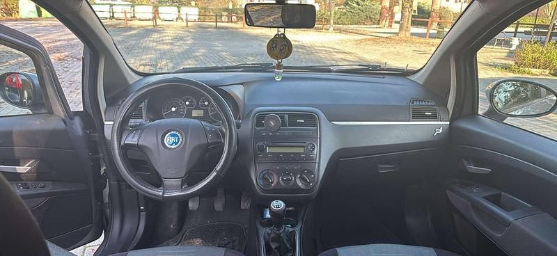 Usata Fiat Punto 69 CV (50 kW) 2007 Berlina