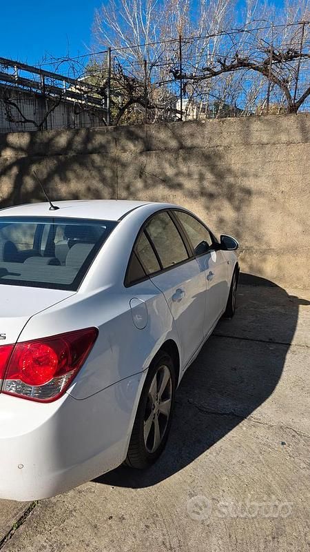 Usata Chevrolet Cruze 109 CV (80 kW) 2009 Bianco Berlina