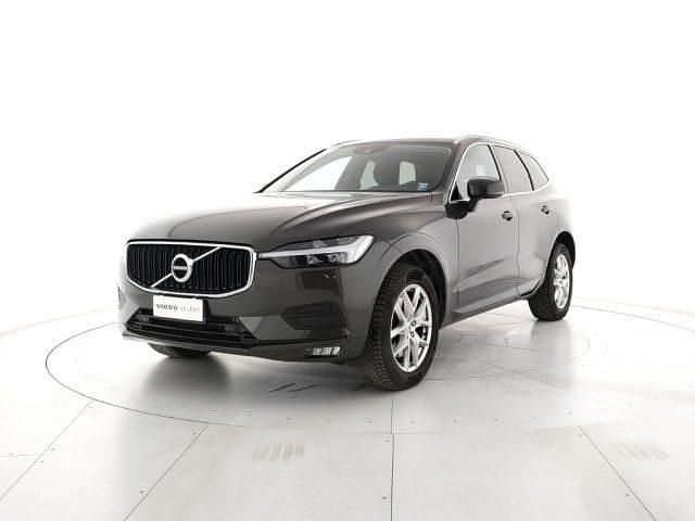 Usata Volvo XC60 Momentum 197 CV (144 kW) 2021 Grigio scuro SUV