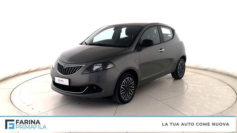Usata Lancia Ypsilon S 69 CV (50 kW) 2024 Grigio Utilitaria