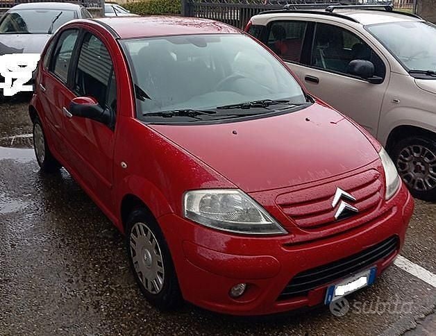 Usata Citroën C3 Exclusive 60 CV (44 kW) 2007 Rosso Utilitaria