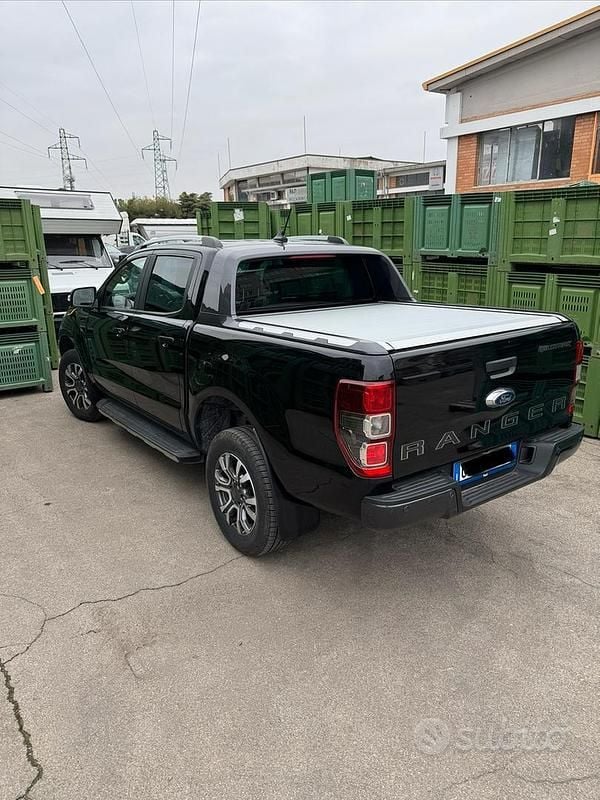 Usata Ford Ranger Wildtrack 143 CV (105 kW) 2021 Nero Pick-up