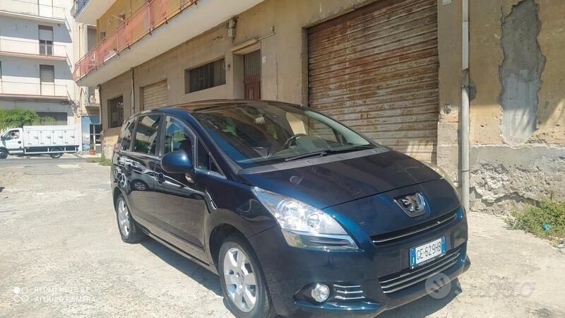 Blu Usata 2010 Peugeot 5008 Monovolume | 1600 € (Super prezzo) - Immagine 1/4