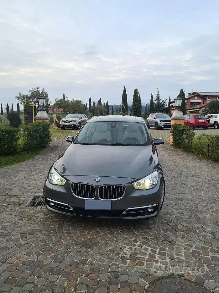 Usata BMW 520 190 CV (139 kW) 2014 Grigio Berlina