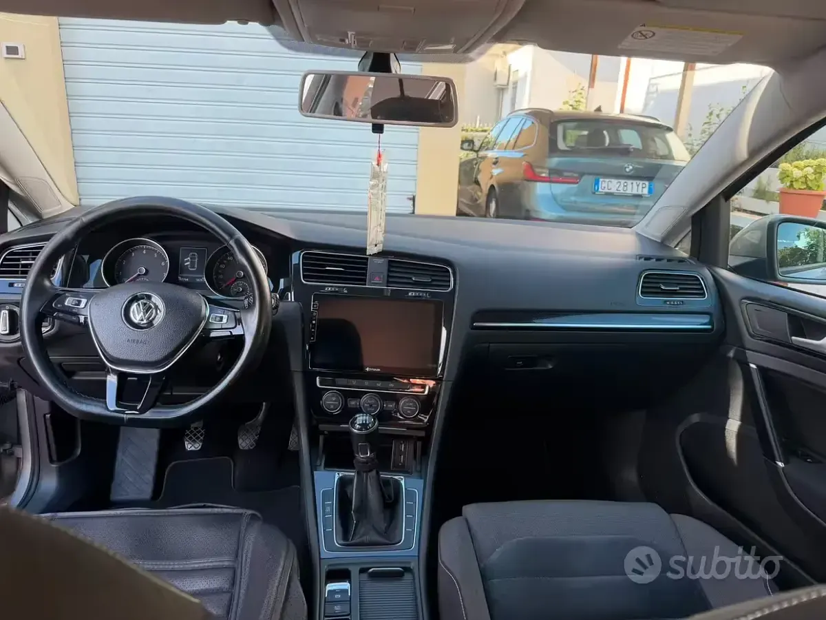 Usata VW Golf VII 122 CV (89 kW) 2014 Grigio Berlina