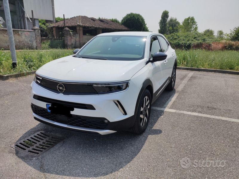 Usata Opel Mokka Elegance 131 CV (96 kW) 2024 Bianco SUV
