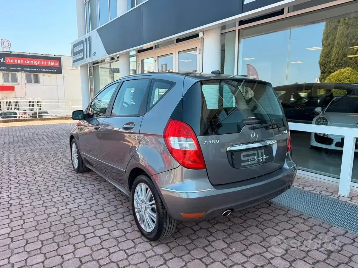 Usata Mercedes A160 Elegance 82 CV (60 kW) 2008 Grigio Berlina