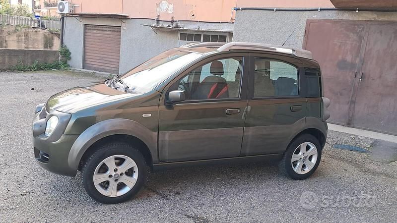 Occasion Fiat Panda 4x4 Cross 2009 Vert Citadine