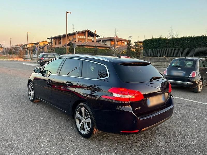 Usata Peugeot 308 Allure 131 CV (96 kW) 2019 Blu Station wagon