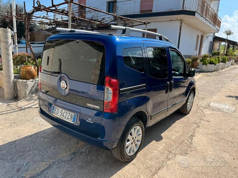 Usata Fiat Qubo Trekking 95 CV (69 kW) 2010 Blu Monovolume