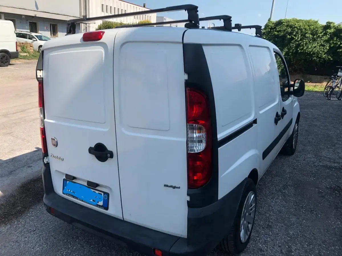 Usata Fiat Doblò Active 75 CV (55 kW) 2009 Monovolume