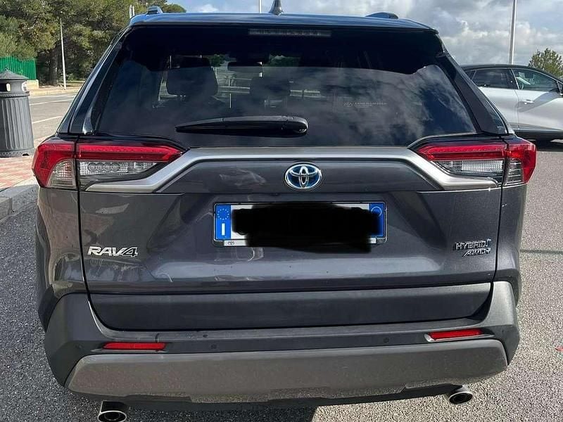Usata Toyota RAV4 Hybrid 178 CV (130 kW) 2021 SUV