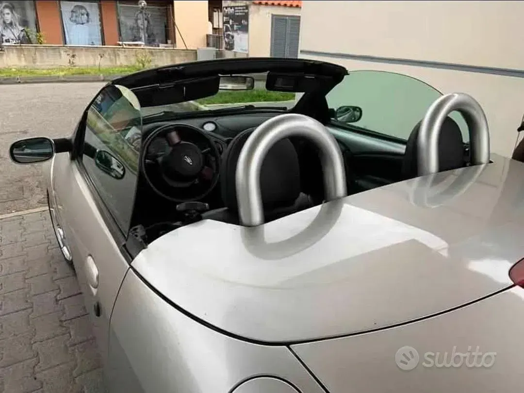 Usata Ford StreetKa 95 CV (69 kW) 2004 Cabrio